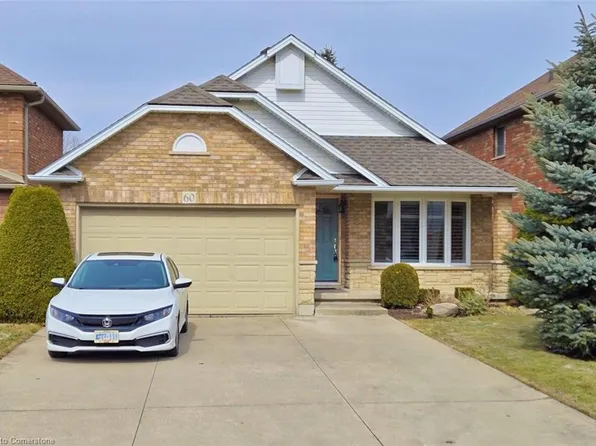 60 Redfern Ave, Hamilton, ON L9C 7S4