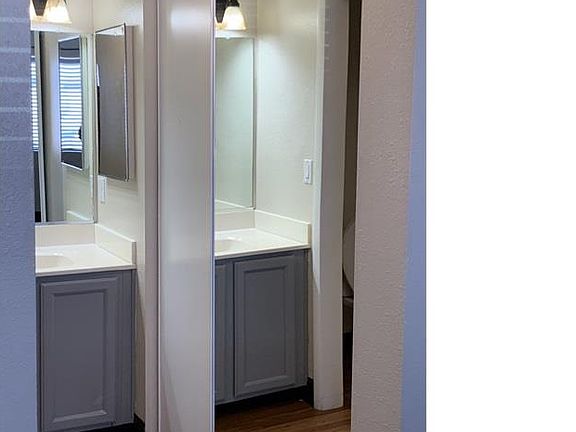 5th image of 5660 E Lake Mead Blvd APT C