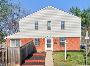 239 Nottoway St SE, Leesburg, VA 20175