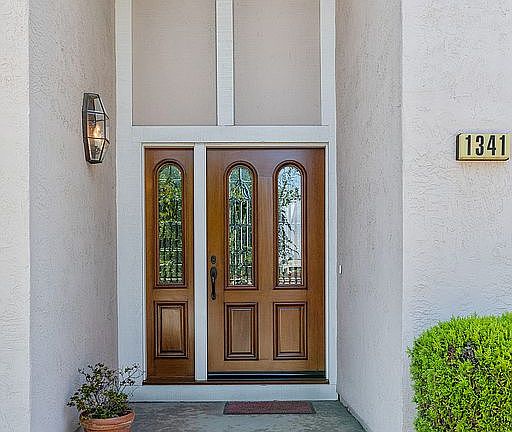 5th image of 1341 Peachwood Ct