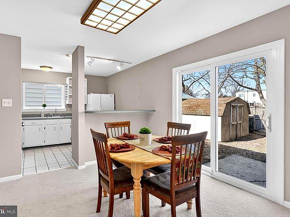 4th image of 7204 Lavender Ln