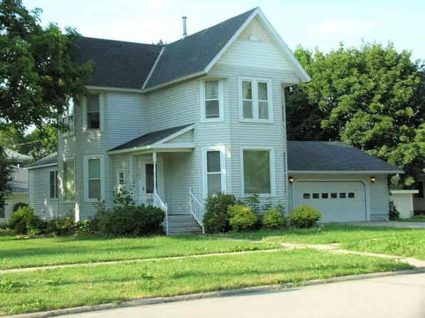 703 Ash St, Osage, IA 50461