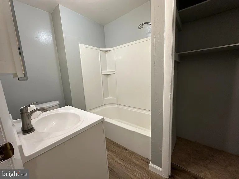 798 Creek Rd #2 — Photo 10