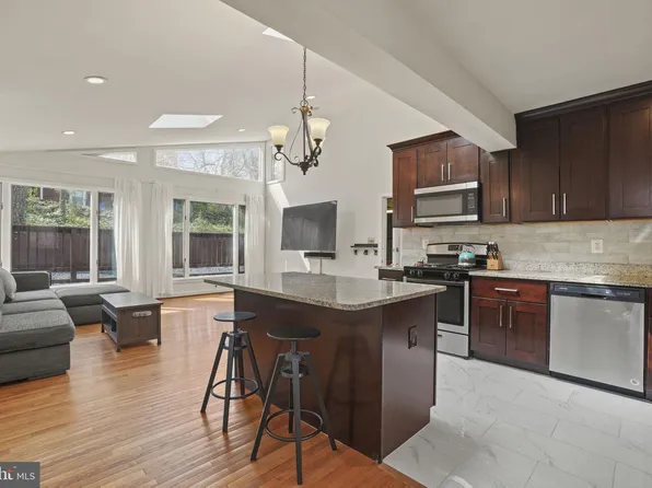 904 Dryden St, Silver Spring, MD 20901