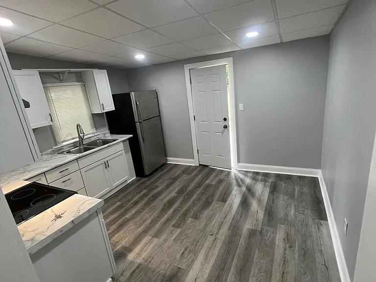 3290 Ralston Ave — Photo 8