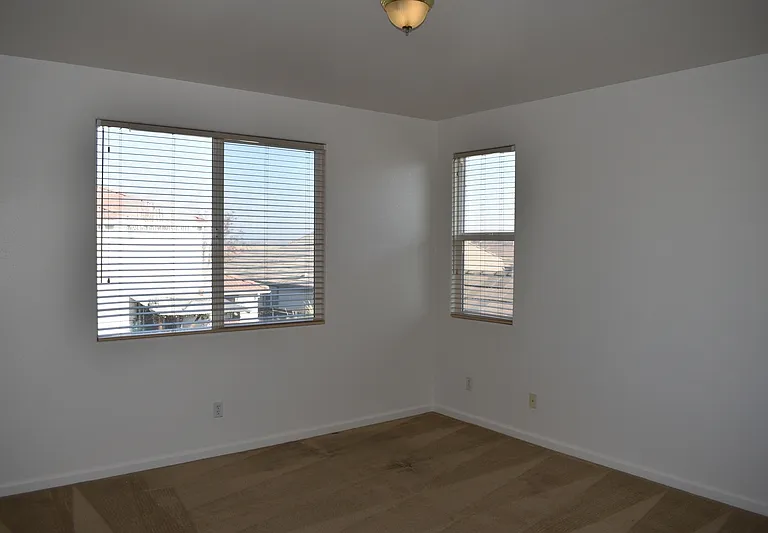 455 Beckman Way — Photo 15
