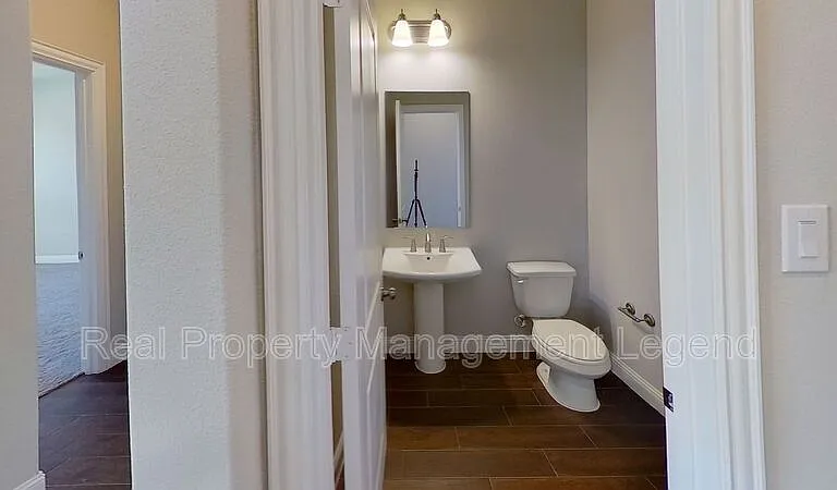 6117 Horsetail Dr — Photo 11