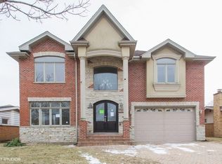 7305 Palma Ln, Morton Grove, IL 60053