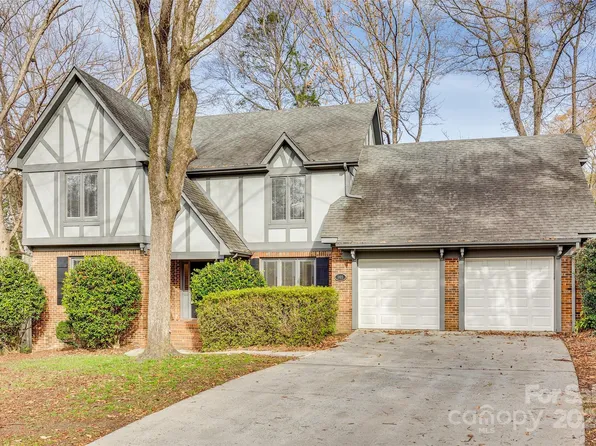 9611 Hanover Ridge Ct, Charlotte, NC 28210