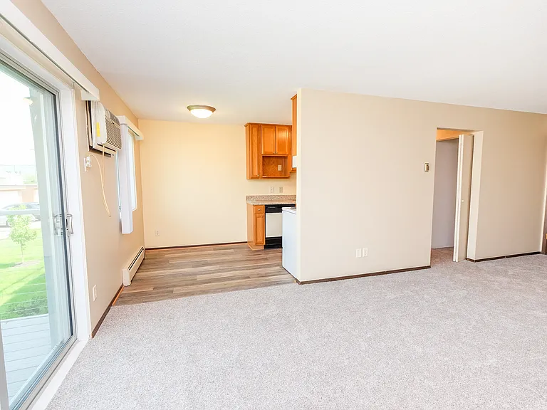 Shepard Terrace — Photo 18