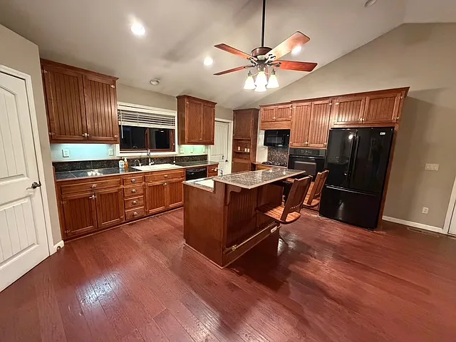13931 Ponderosa Way — Photo 6