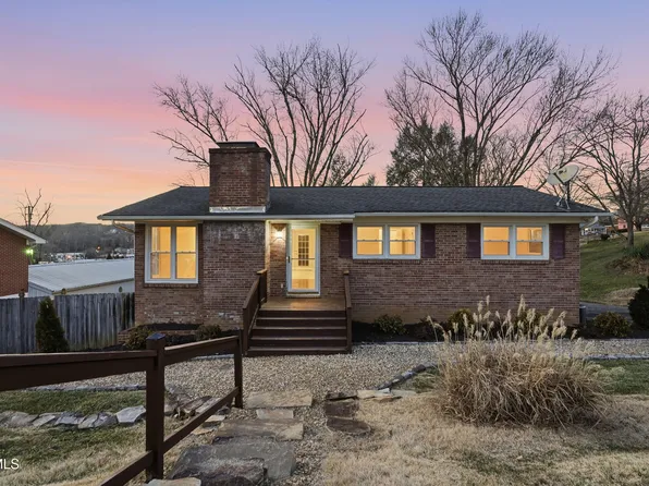 404 Merriwood Dr, Bristol, TN 37620