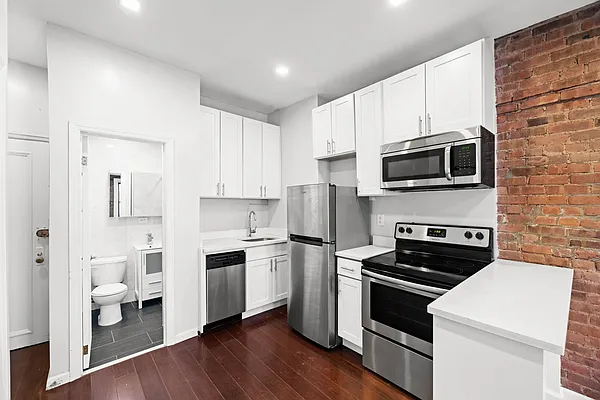 Rented by REAL New York | media 13