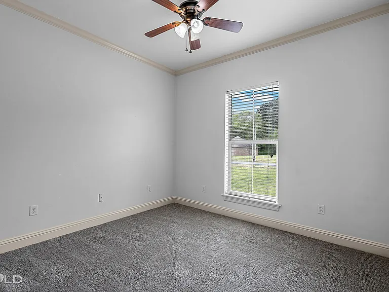 6484 Soda Point Dr — Photo 37