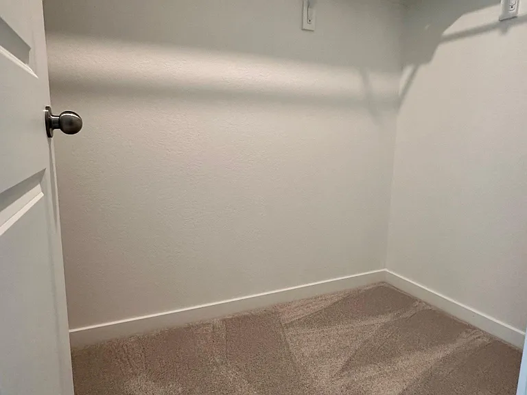 9011 Winding Glen Ln — Photo 2