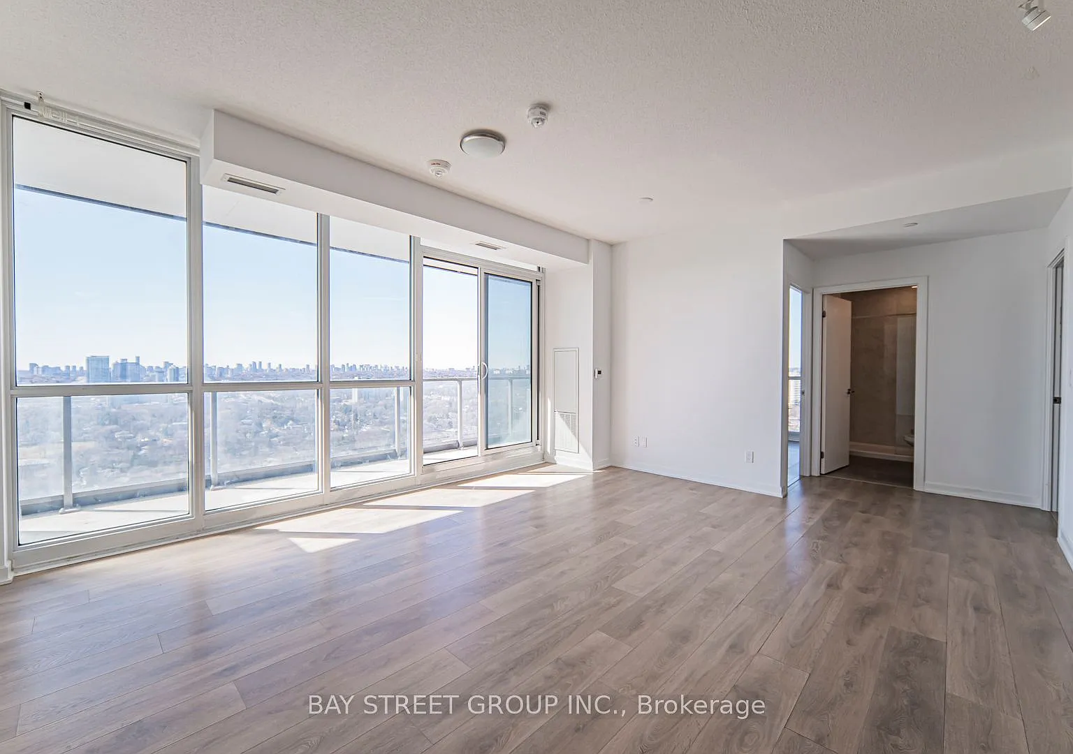 2 bed, $2,850 — Photo 4