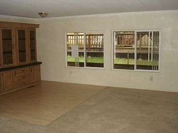4th image of 11224 Sierra Cir