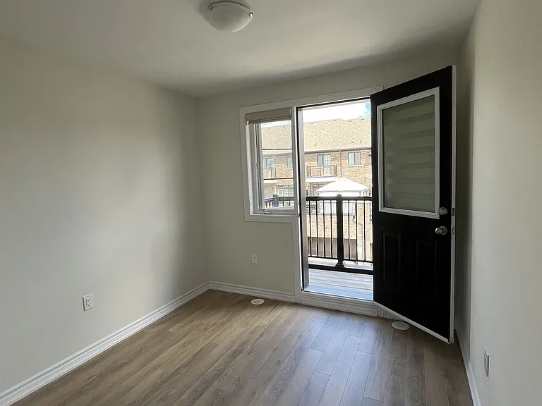 23 Verbena St — Photo 17