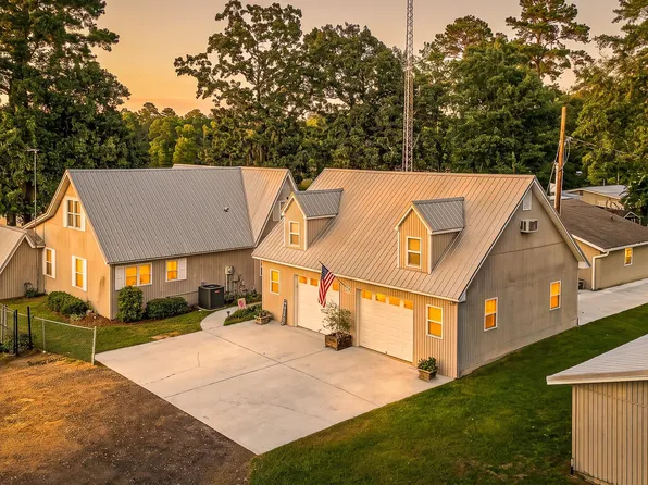 1039 Summerford Ln, Manning, SC 29102