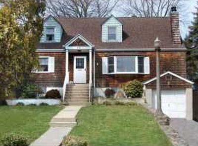 98 Riverdale Ave, Greenwich, CT, 06831