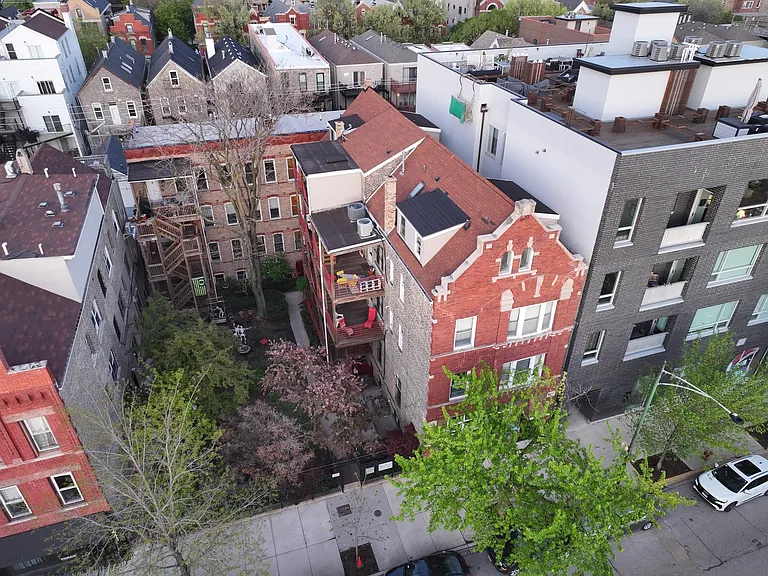 1435 N Ashland Ave #2F — Photo 2