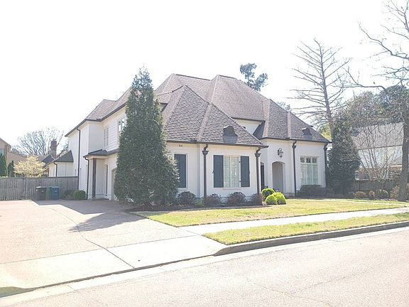 3rd image of 8641 Woodlane Dr