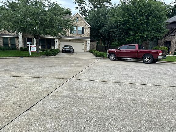 4th image of 5302 Handbrook Dr