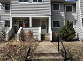 4242 Wentworth Ave #6, Minneapolis, MN 55409