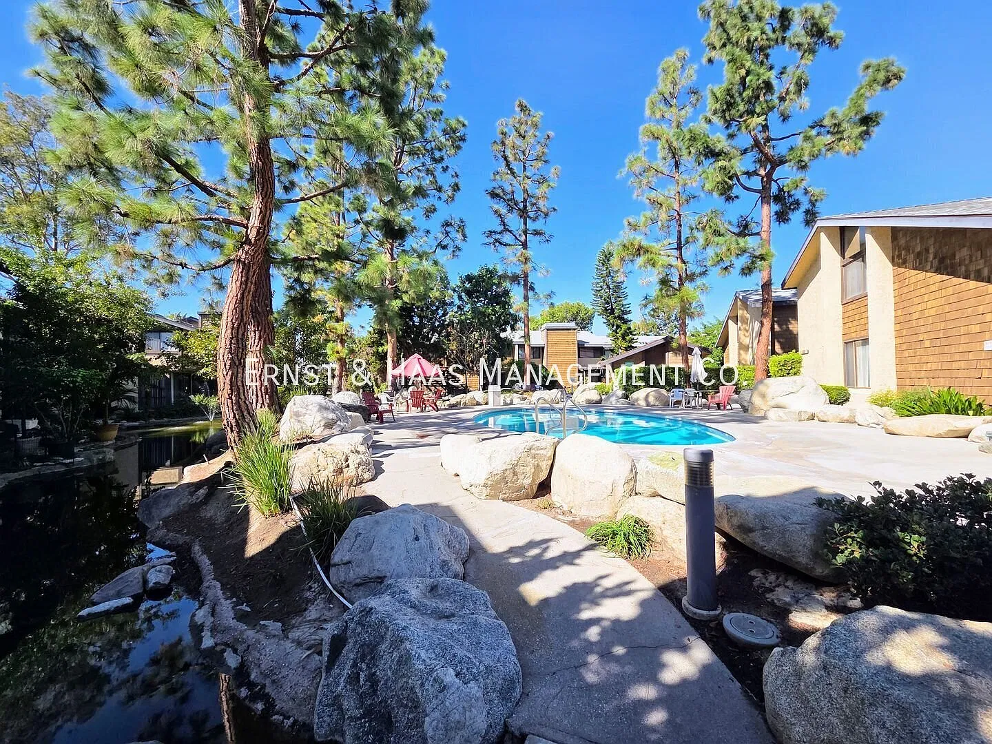 Resort Styled Living - Beautiful 2-Bedroom Condo in a Gated Community! — Photo 2