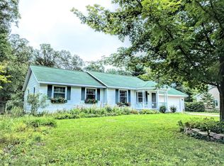 438 Forstrom Dr SE, Lowell, MI 49331