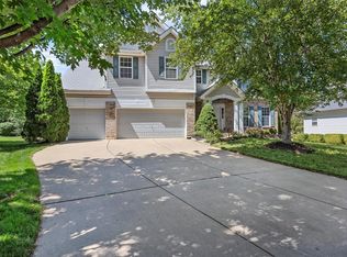 55 Crooked Tree Ct, O'Fallon, MO 63368