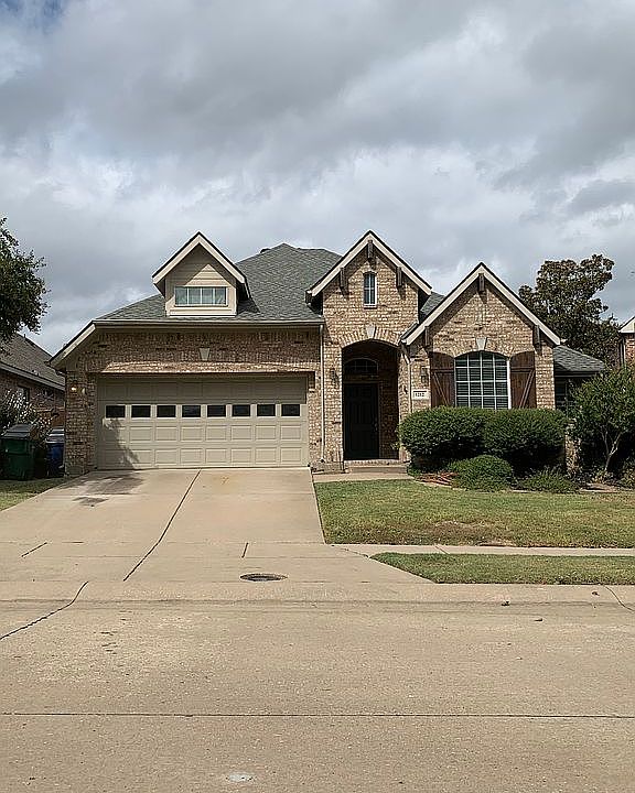 1st image of 1212 Somerset Dr