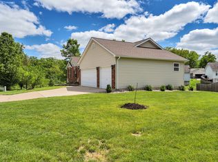 110 Saint Francis Dr, Troy, MO 63379
