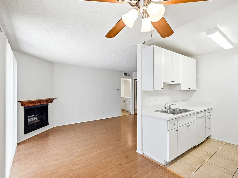 10845 Camarillo St #108 — Photo 5