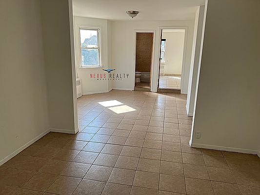 1st image of 14-52 119th St #3