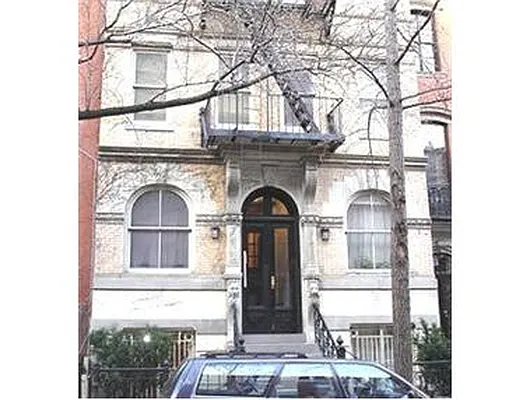 Sold by Douglas Elliman | media 18