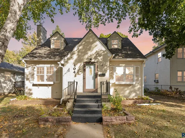 604 S Walts Ave, Sioux Falls, SD 57104