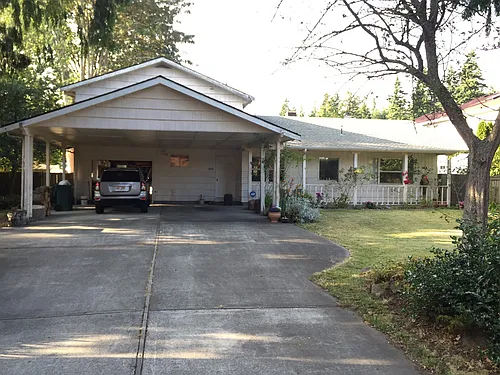 2020 NE 133rd St Photo 1