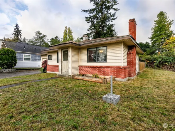 15502 5th Avenue NE, Shoreline, WA 98155