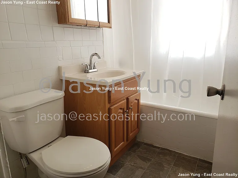 55 Linden St #3 — Photo 8
