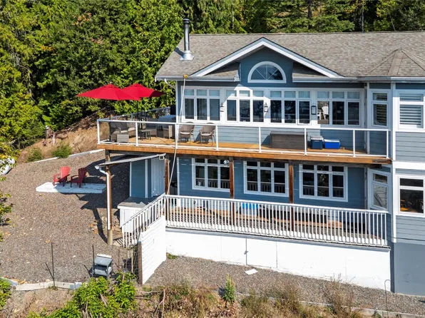 7660 Lichen Rd, Columbia Shuswap, BC V0E 1M8