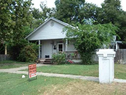1st image of 903 HUISACHE