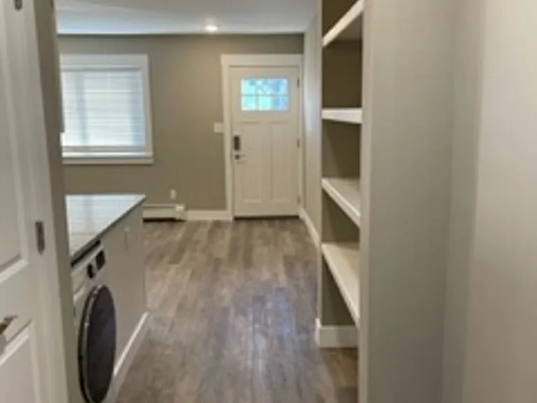 Newly Remodeled 1 Bedroom Apartment 1 Blk from Indiana University National Championship Team! — Photo 23