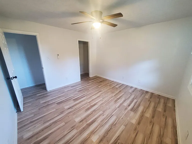 109 Fuller Way #109 — Photo 12
