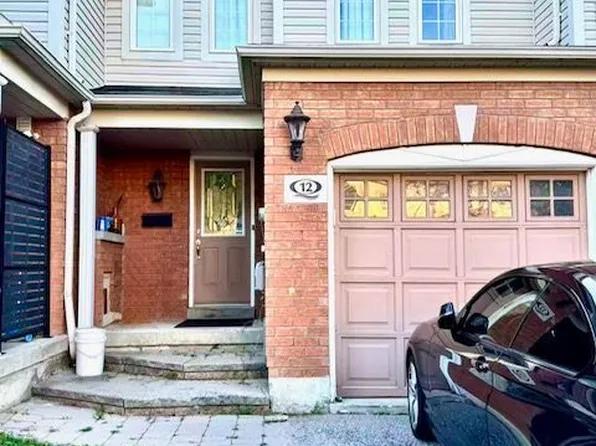 12 Bonello Cres, Whitby, ON L1R 3N6