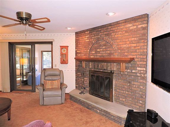 Wood burning fireplace!