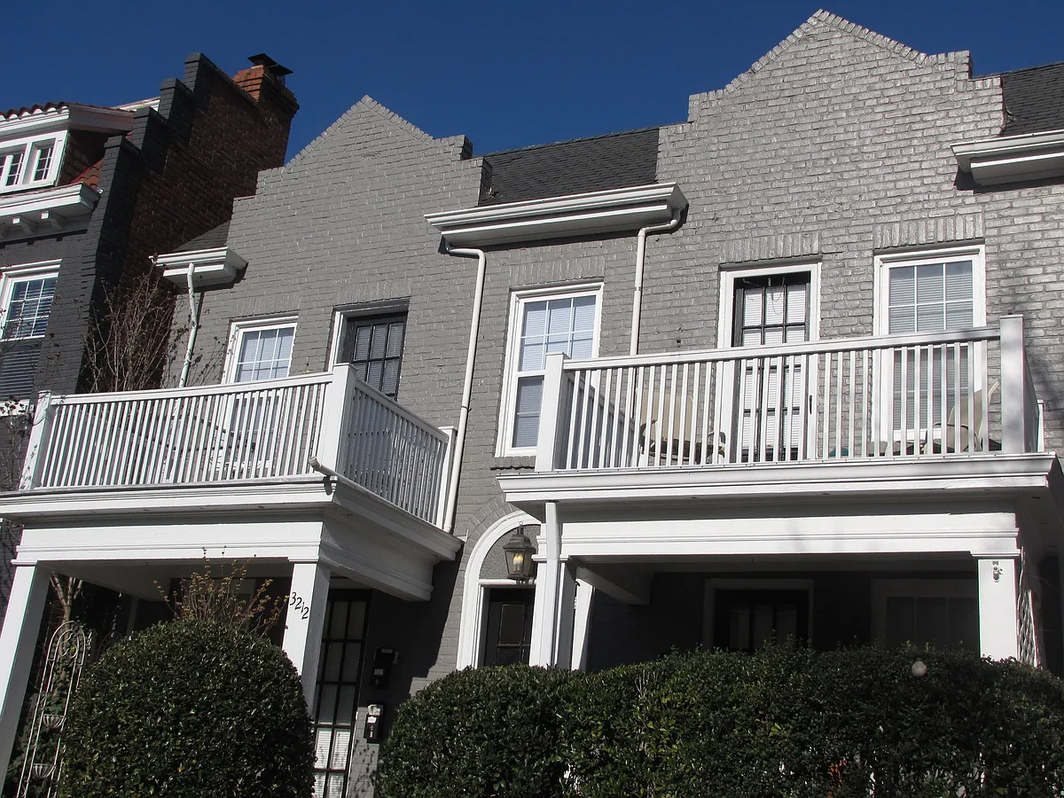 Building Photo - 3212 Stuart Ave #C