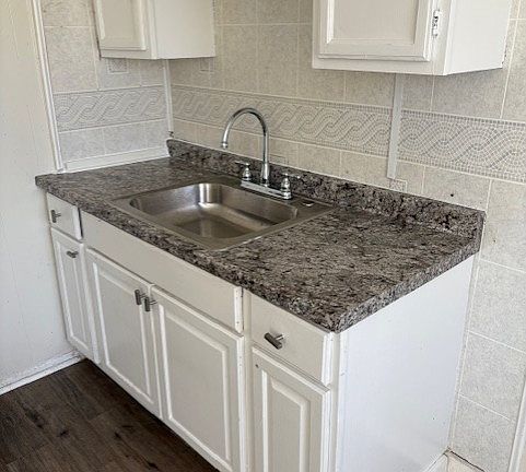 5th image of 7 Spruce St #3L