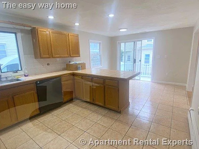 72 Cedar St #2