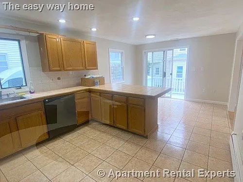 72 Cedar St #2 Photo 1